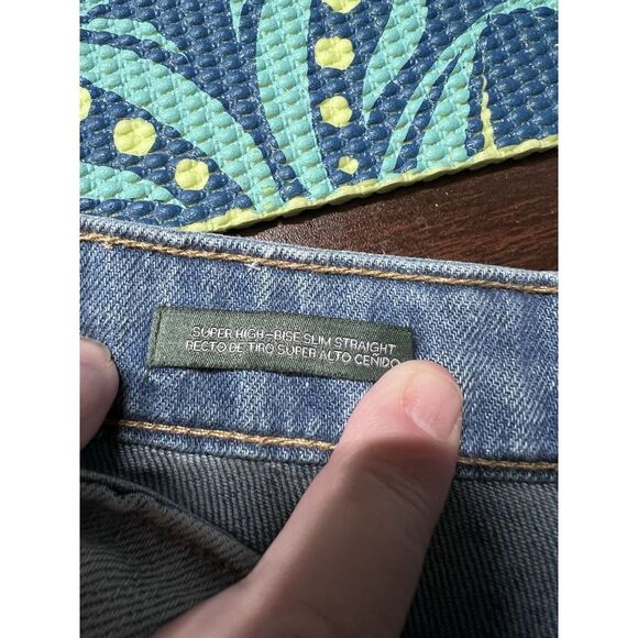 NWT Wild Fable Women's Sz 00 Super High Rise Distressed Straight Jeans Buttonfly - Picture 6 of 9